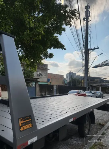Plataforma Hidráulica e elétrica reboque