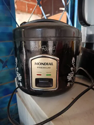 Panela de Arroz Elétrica Mondial Premium Fast Rice 4