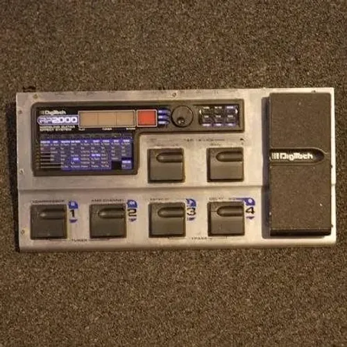 Pedaleira Digitech RP2000