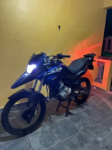 Honda xre 300 recém revisada