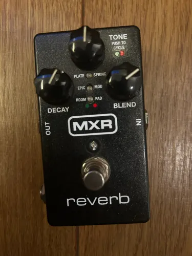 PEDAL REVERB MXR M300