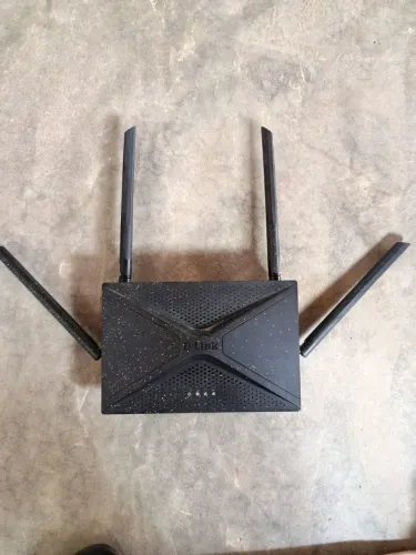 Roteador Wi-Fi D-Link DIR-2150 AC2100 Dual Band
