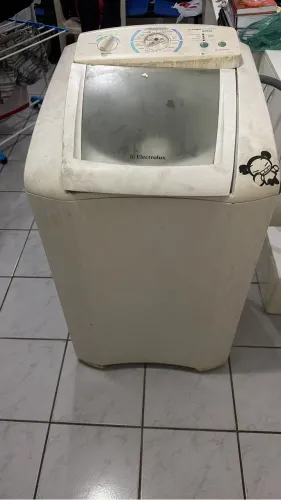Máquina de lavar eletrolux- a placa está queimada