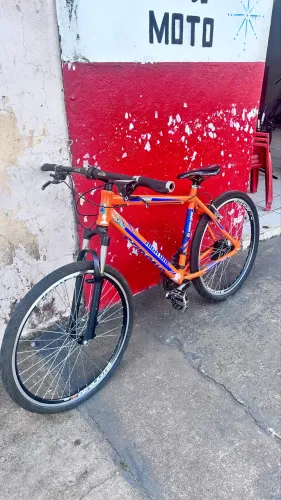 Bicicleta aro 26-semi novo!  
