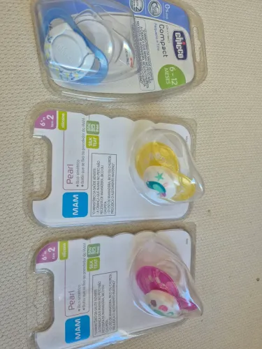 Promoção de chupetas 6+. Sao 6 chupetas por 45,00
