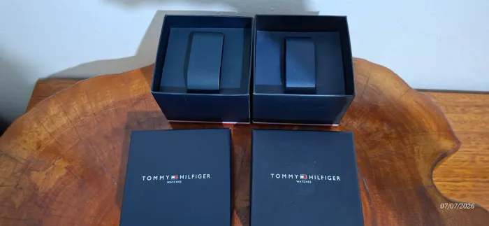 2 caixinhas para relógio Tommy Hilfiger