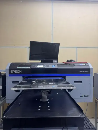 Máquina Epson F2100 DTG e DTF