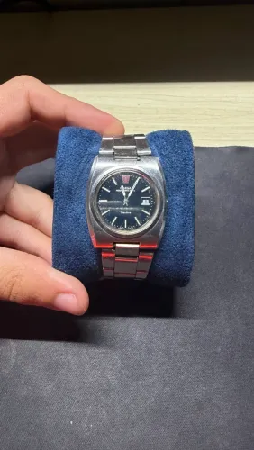 Relógio Omega Megaquartz 32 Khz 31mm