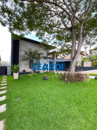 CASA EM CONDOMÍNIO - ALPHAVILLE - SP