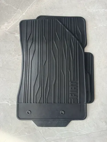 Jogo de tapetes de borracha originais FIAT TORO 