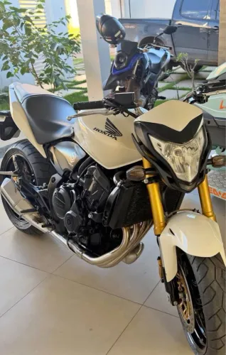 CB 600f HORNET PARCELADA