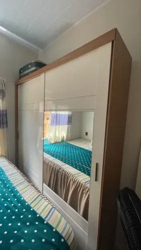 Guarda-roupa 