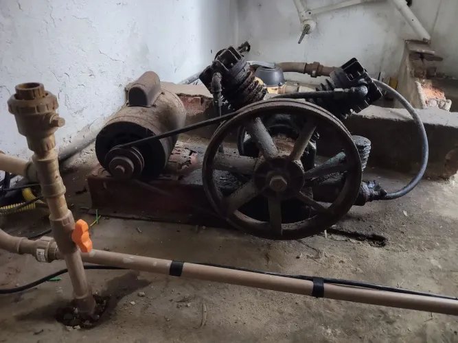Compressor,era de um poço 