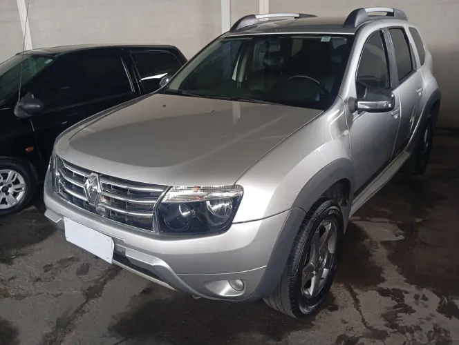 Renault Duster Dynamique 2.0 Hi-flex 16V Aut. 2014