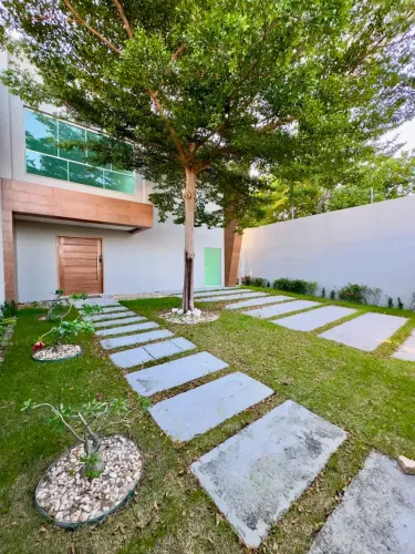 Imóvel para venda possui 250 metros quadrados com 4 quartos em Sapiranga-Coité - Fortaleza