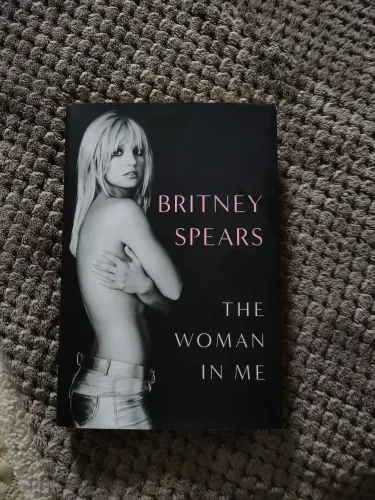 Livro The Woman In Me
