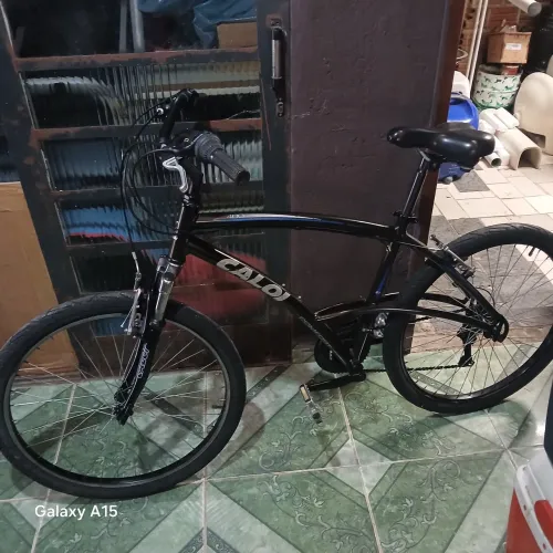 Vendo essa bicicleta Caloi 21 marcha aros 26 em alumínio
