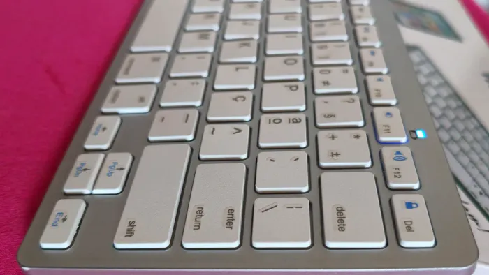 Teclado Wireless (LEIA A DESCRIÇÃO)