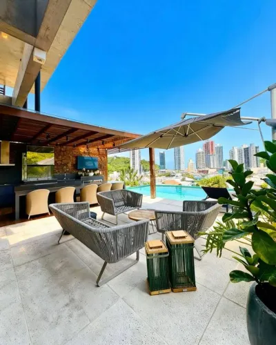 Casa de Alto Padrão no Condomínio Praia Brava Horizontal, 543m² Privativos em Itajaí/SC