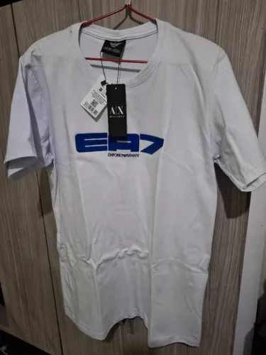 Camiseta Empório Armani nova tamanho M branca.