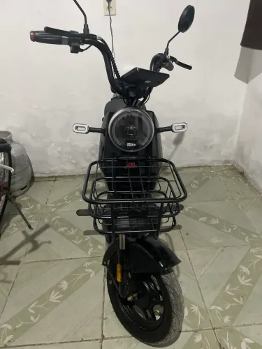 motinha elétrica, semi nova