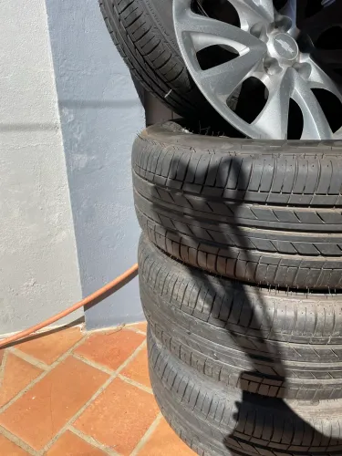 Pneu para Tracker Chevrolet