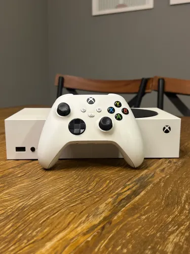 XBOX Series S - Impecável