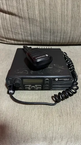 RÁDIO MOTOROLA DGM6100