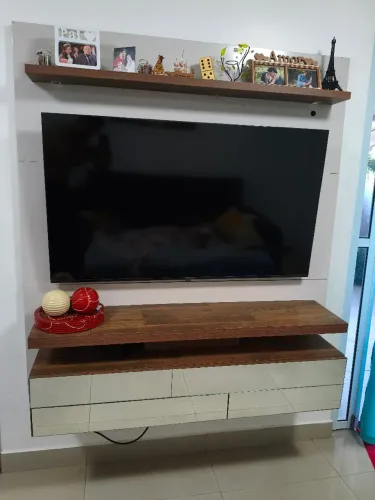 Vendo Painel de TV 60 polegadas