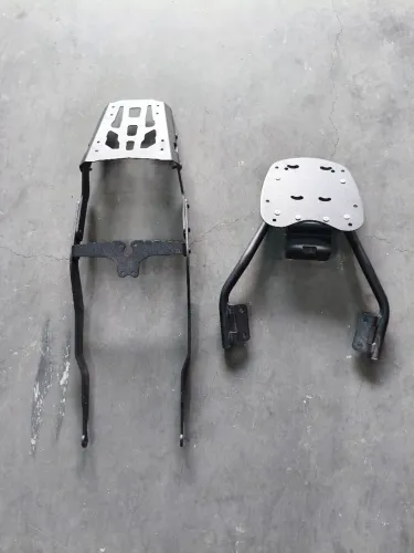 Suportes para baú BMW G310 e CB 500F