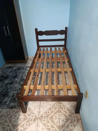 Cama solteiro com colchão