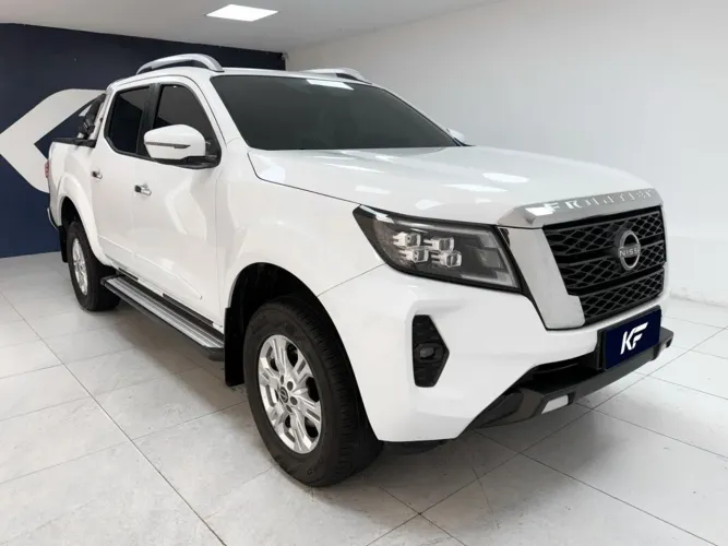 Nissan Frontier XE CD 4X4 2.3 Bi-TB Diesel Aut. 2024