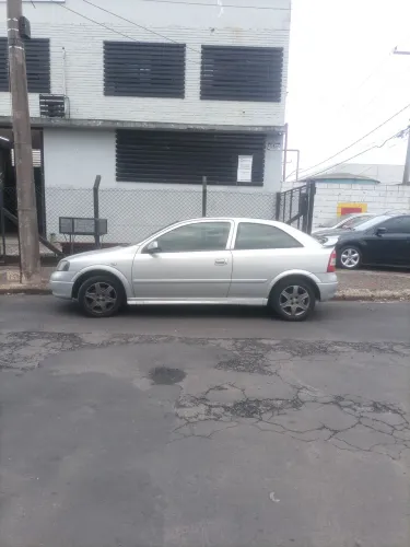 Chevrolet Astra 2.0/ CD/ Sunny/ GLS 2.0 8V 3P 2002