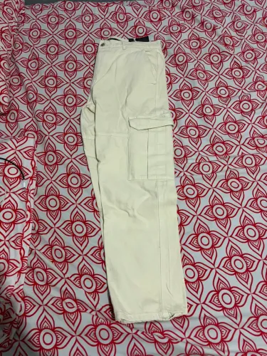 CALÇA ZARA NOVA