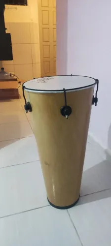 VENDO ATABAQUE DE COURO SINTÉTICO 