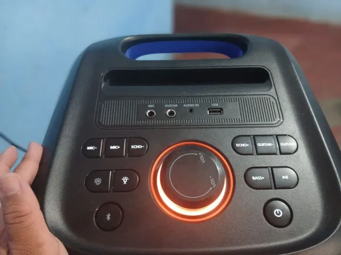 Caixa de som Philips 1500w