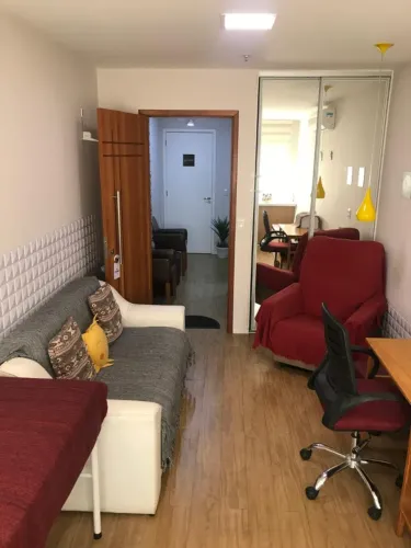 Sala comercial / Consultório na Vila da Penha (Largo do Bicão, Av. Padre Roser 42)