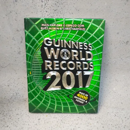 Livro Guinness World Records 2017 - HarperCollins (Capa Dura - Usado)