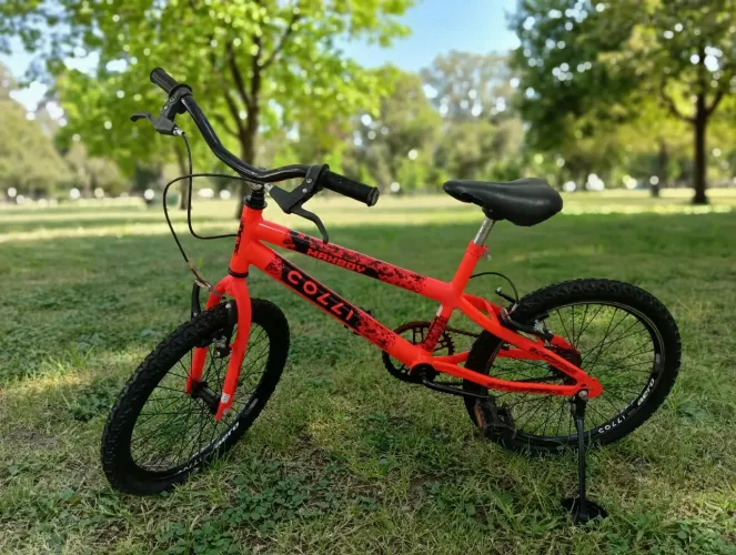 Bicicleta infantil IMPECÁVEL