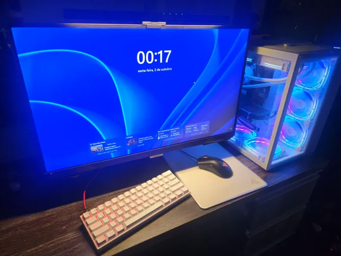 PC GAMER Ryzen 7 7600 - 32gb ram DDR5 - RTX 4060Ti - Samsung Odyssey 240hz