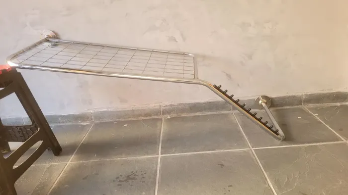 Arara de Parede Para Roupas