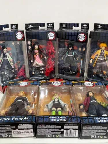 Lote 7 Figuras Demon Slayer McFarlane Nezuko Shinobu Zenitsu Muichiro Mitsuri Gyu Rengoku