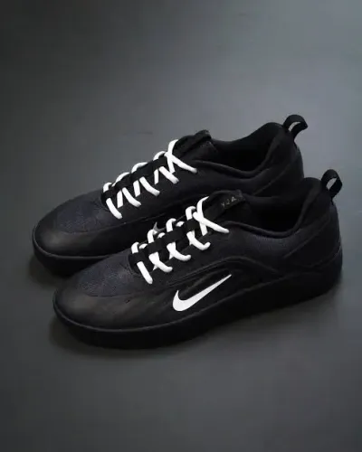 Tênis Nike SB Nyjah 4 / tam 43