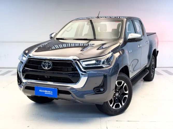 Toyota Hilux CD SRX 4X4 2.8 TDI 16V Diesel Aut. 2025