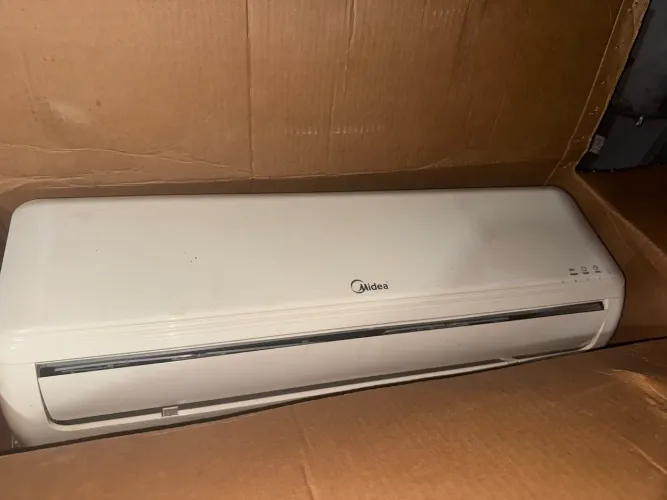 AR CONDICIONADO SPLIT MIDEA 12.000 BTUs - 220V