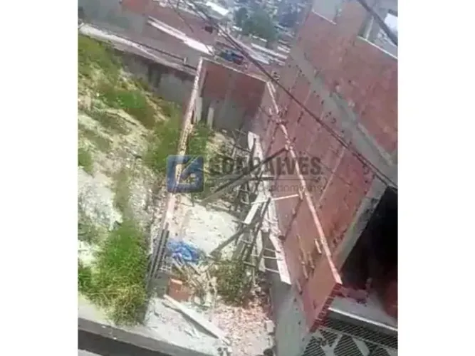 Terreno Residencial de 80 m² em Jardim Mirante, Santo André R$135.000