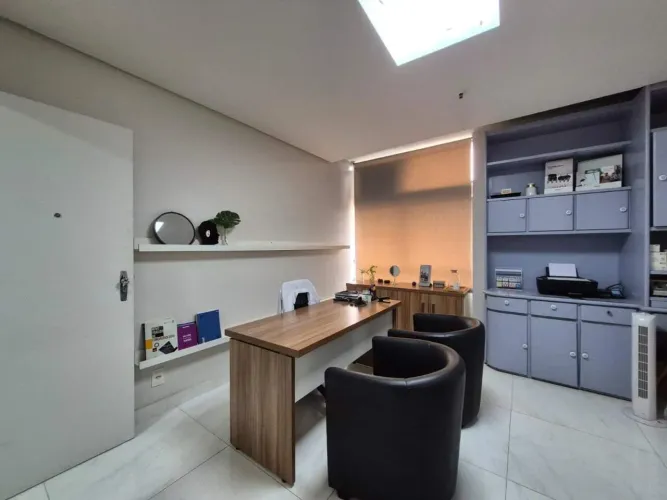 Sala Comercial com vaga de garagem à Venda no Medcenter em Santa Efigênia - BH