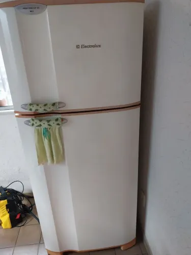 Geladeira duplex com defeito