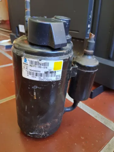 Muito barato. Compressor para arcondicionado tbem troco por parafuzadeira