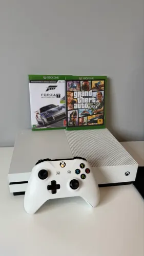 Xbox One S 500GB Branco em ótimo estado